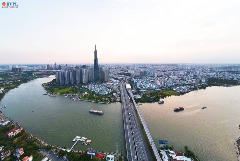 UBND TP.HCM; Phát triển hạ tầng