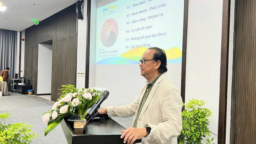 Ông Nguyễn Văn Khoa phát biểu Ông Nguyễn Văn Khoa phát biểu