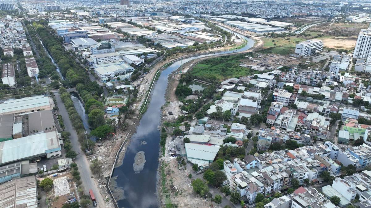 Dự án xây dựng hạ tầng và cải tạo môi trường kênh Tham Lương - Bến Cát - Rạch Nước Lên