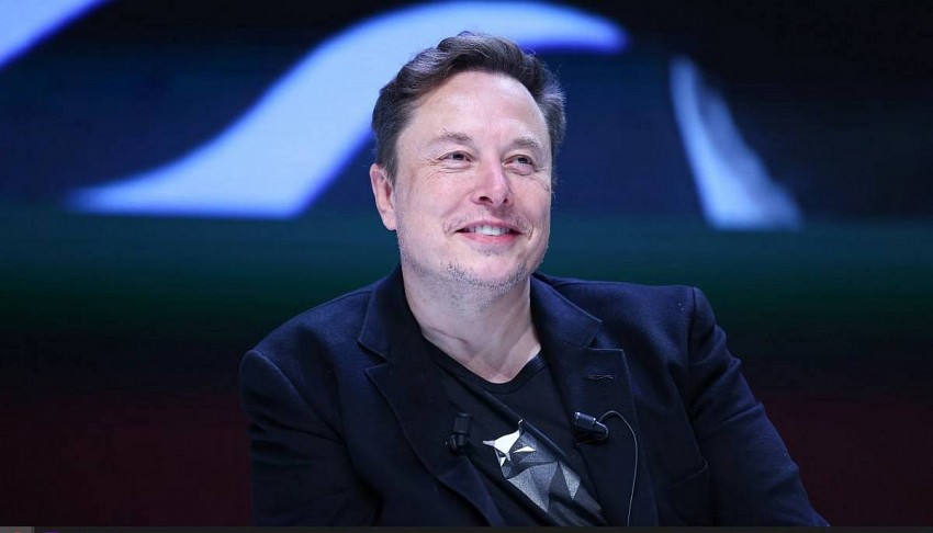 Elon Musk bất ngờ dành lời khen cho sản phẩm của Apple