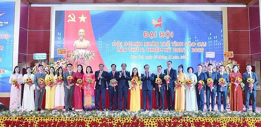 Doanh nhân Nguyễn Thị Minh Hiền giữ chức Chủ tịch Hội Doanh nhân trẻ tỉnh Lào Cai khóa V