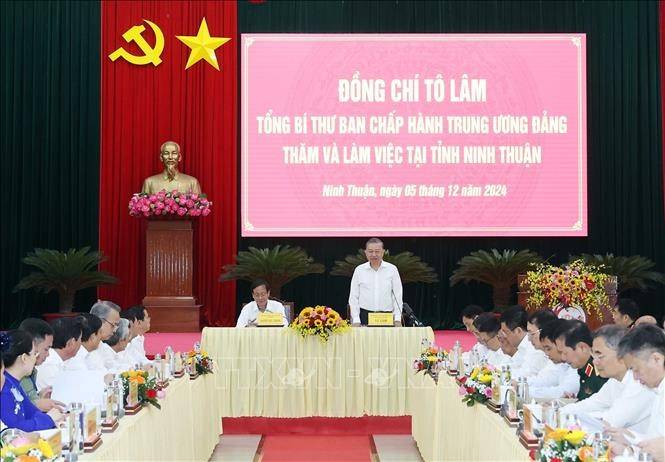 Tổng Bí thư Tô Lâm phát biểu tại buổi làm việc với tỉnh Ninh Thuận - Ảnh: TTXVN Tổng Bí thư Tô Lâm phát biểu tại buổi làm việc với tỉnh Ninh Thuận - Ảnh: TTXVN