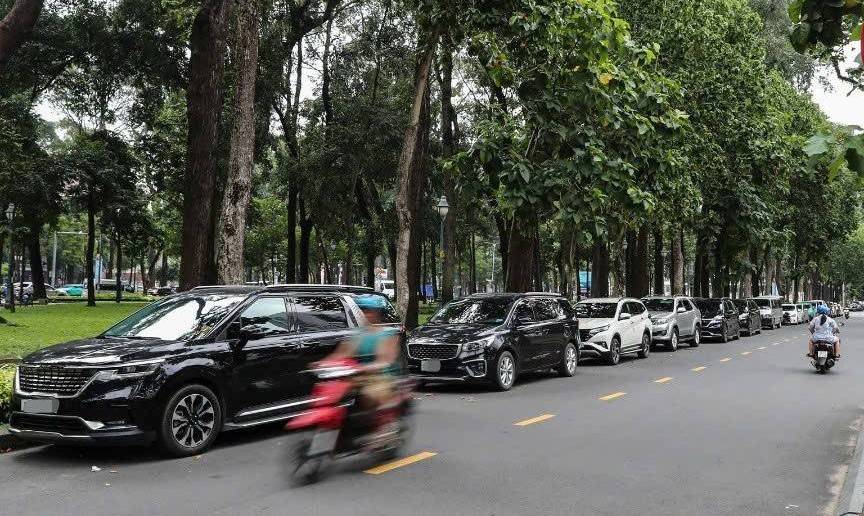 TP. Hồ Chí Minh: Cao điểm tổng kiểm tra các phương tiện kinh doanh vận tải hành khách bằng xe ôtô