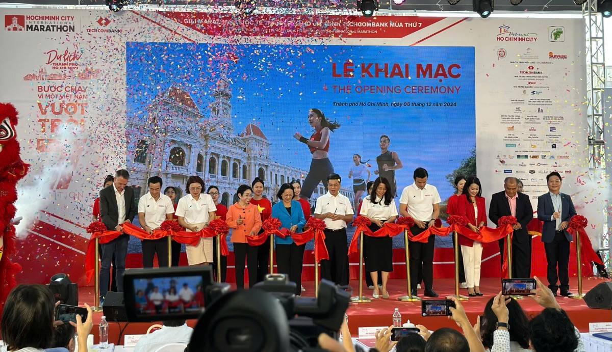 Khai mạc Giải Marathon Quốc tế Thành phố Hồ Chí Minh Techcombank Mùa thứ 7