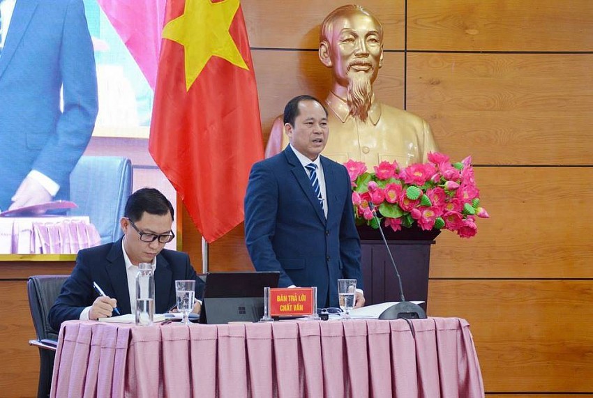 HĐND tỉnh Lào Cai khóa XVI trả lời chất vấn lĩnh vực tài nguyên môi trường, nông nghiệp