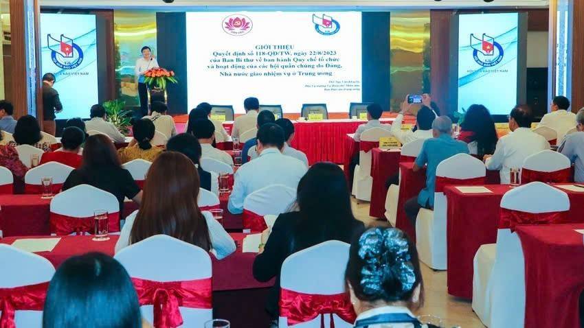 Hội nghị nâng cao chất lượng công tác Hội Nhà báo khu vực phía Nam tại Cần Thơ