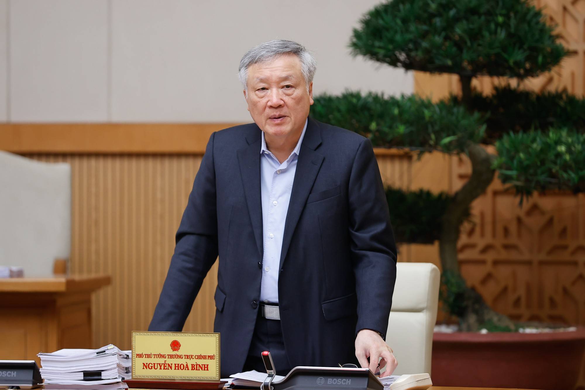 Thủ tướng: Ưu tiên cao nhất cho tăng trưởng, chính sách phải cởi trói để sản xuất, kinh doanh bung ra