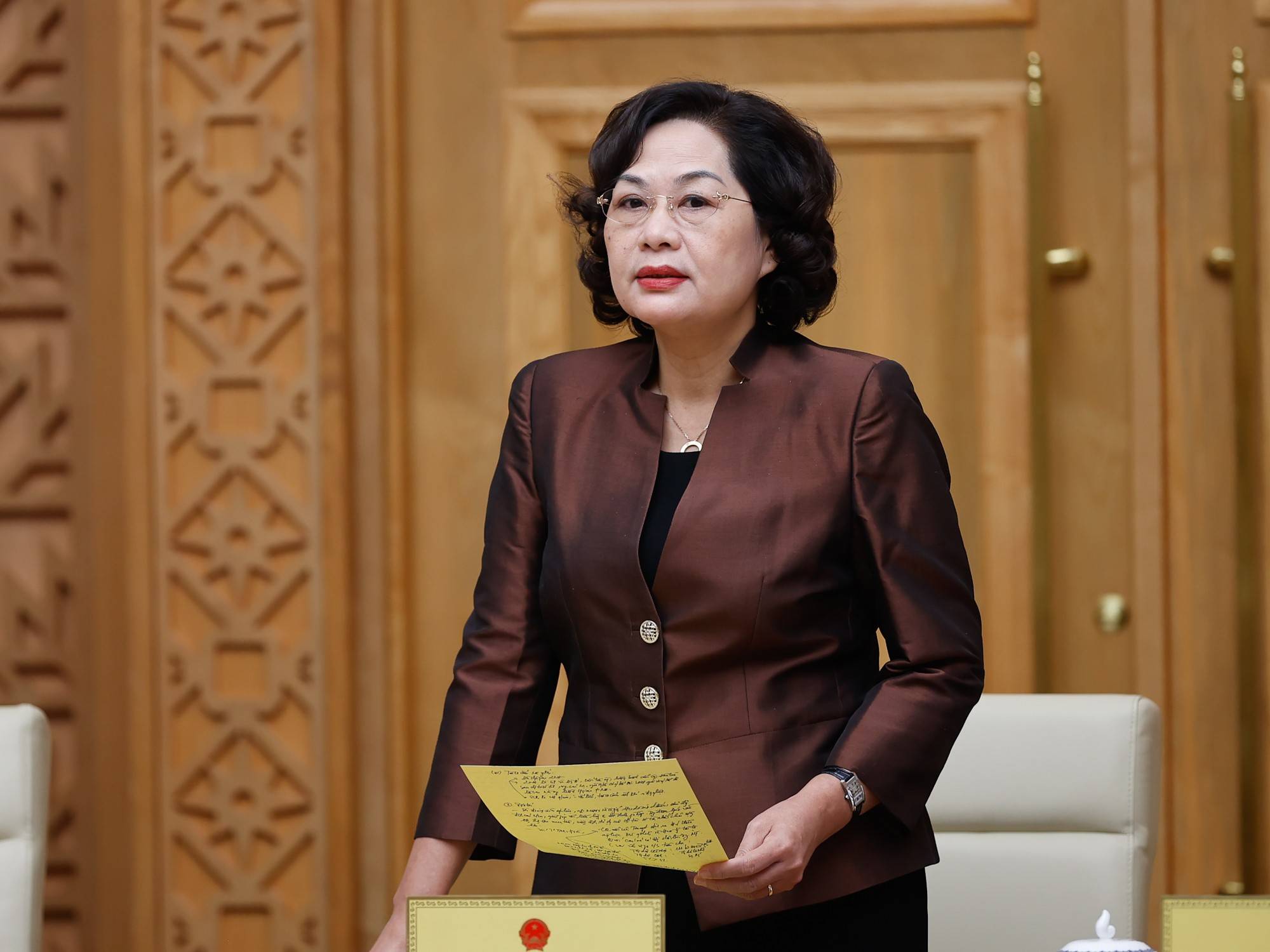 Thủ tướng: Ưu tiên cao nhất cho tăng trưởng, chính sách phải cởi trói để sản xuất, kinh doanh bung ra