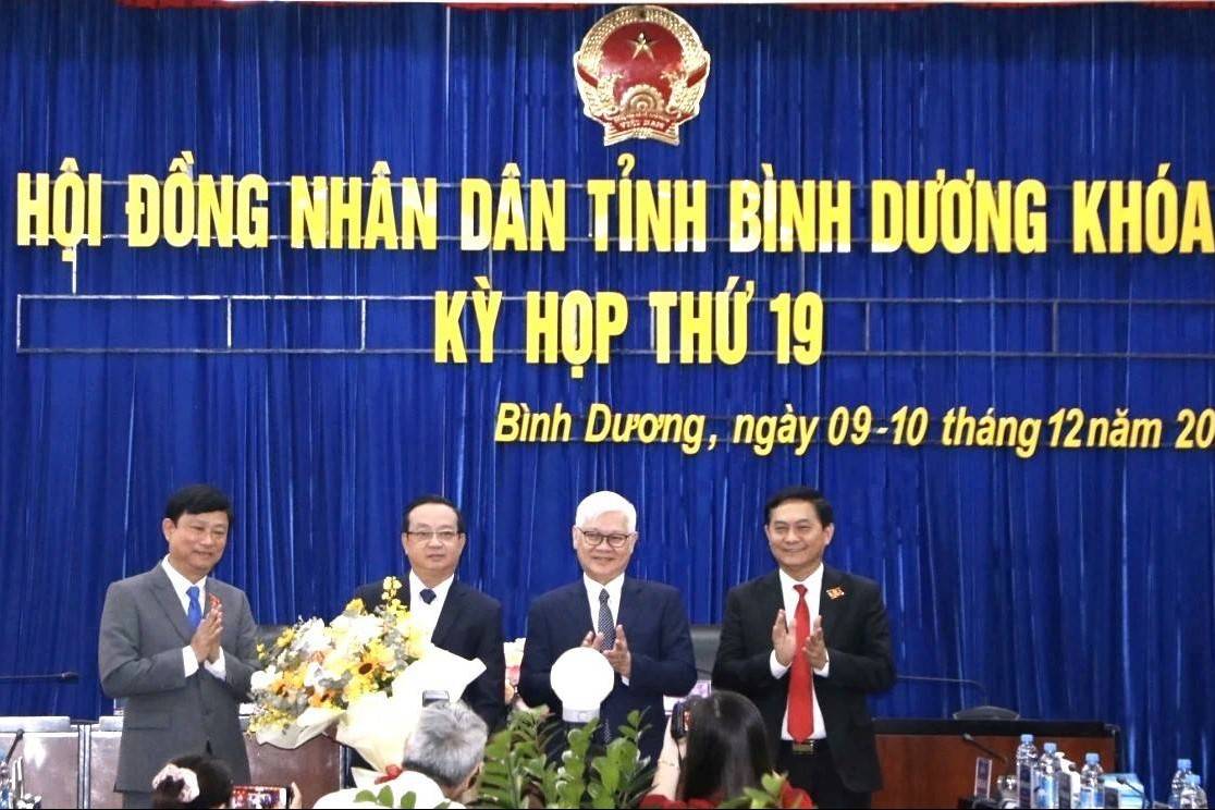 Bầu ông Bùi Minh Thạnh làm Phó Chủ tịch UBND tỉnh Bình Dương