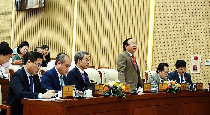 Chiều 10-12,  Kỳ họp thứ 29, HĐND tỉnh khóa XIII, nhiệm kỳ 2021- 2026, bắt đầu phiên chất vấn và trả lời chất vấn đối với các vấn đề cử tri và Nhân dân quan tâm.