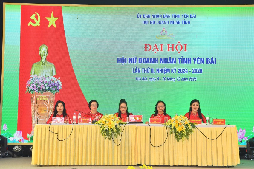 Bà Bùi Thị Sửu tiếp tục giữ chức Chủ tịch Hội Nữ doanh nhân tỉnh Yên Bái khoá II