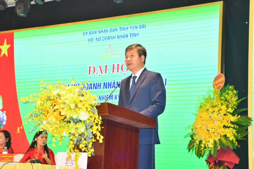 Bà Bùi Thị Sửu tiếp tục giữ chức Chủ tịch Hội Nữ doanh nhân tỉnh Yên Bái khoá II