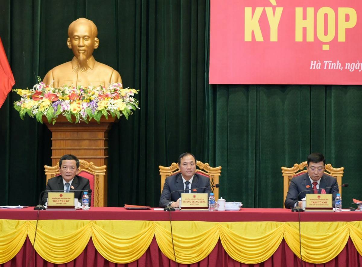 Chủ toạ kỳ họp