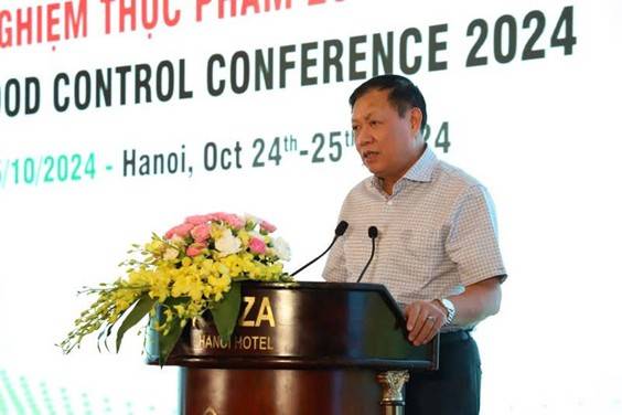 Thứ trưởng Bộ Y tế Đỗ Xuân Tuyên phát biểu khai mạc và chỉ đạo Hội nghị Thứ trưởng Bộ Y tế Đỗ Xuân Tuyên phát biểu khai mạc và chỉ đạo Hội nghị