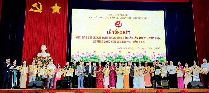 Trao giải báo chí xây dựng Đảng tỉnh Đắk Lắk lần thứ 6 - năm 2024