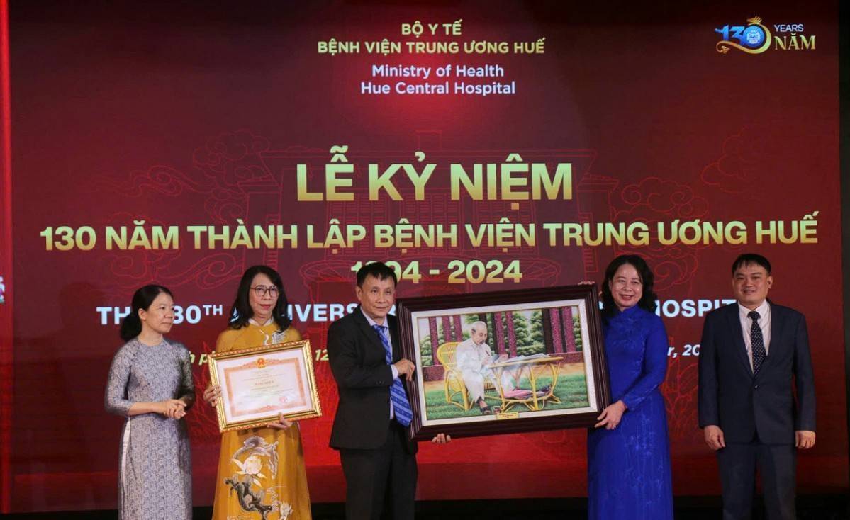 Kỷ niệm 130 năm thành lập Bệnh viện Trung ương Huế