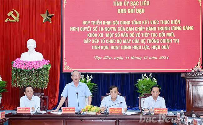 Bí thư Tỉnh ủy - Lữ Văn Hùng phát biểu tại cuộc họp
