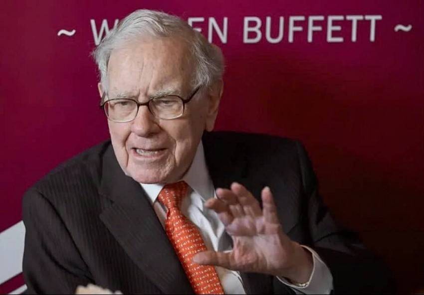 Warren Buffett dạy con cách quản lý tiền bạc dịp lễ