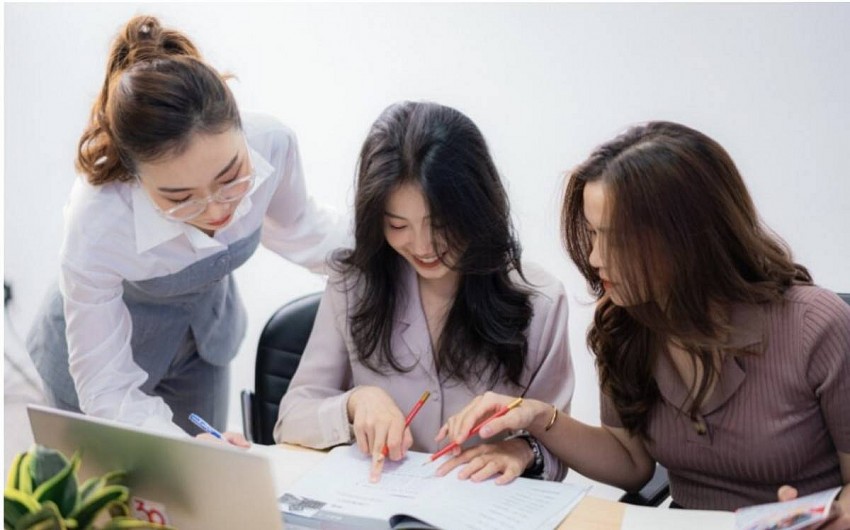 Năm 2025 chọn ngành nghề nào để nâng cao số dư tài khoản?