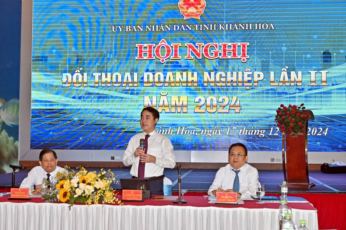  Bí thư Tỉnh ủy Khánh Hòa: ''Đặt khó khăn của doanh nghiệp vào khó khăn chung của tỉnh''