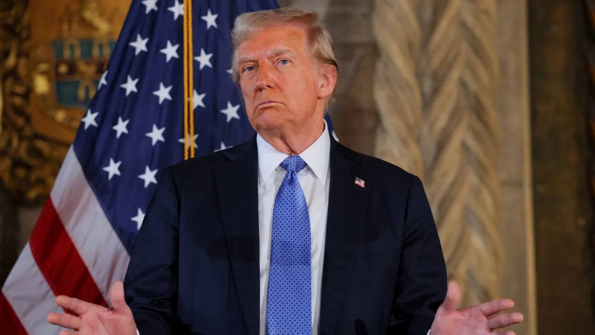 Ông Trump yêu cầu EU phải mua dầu khí từ Mỹ trong tối hậu thư thương mại Ông Donald Trump yêu cầu EU phải mua dầu khí từ Mỹ trong tối hậu thư thương mại