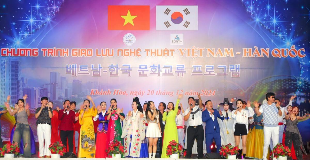 Khánh Hoà: Giao lưu văn hóa Việt Nam - Hàn Quốc Khánh Hoà: Giao lưu văn hóa Việt Nam - Hàn Quốc