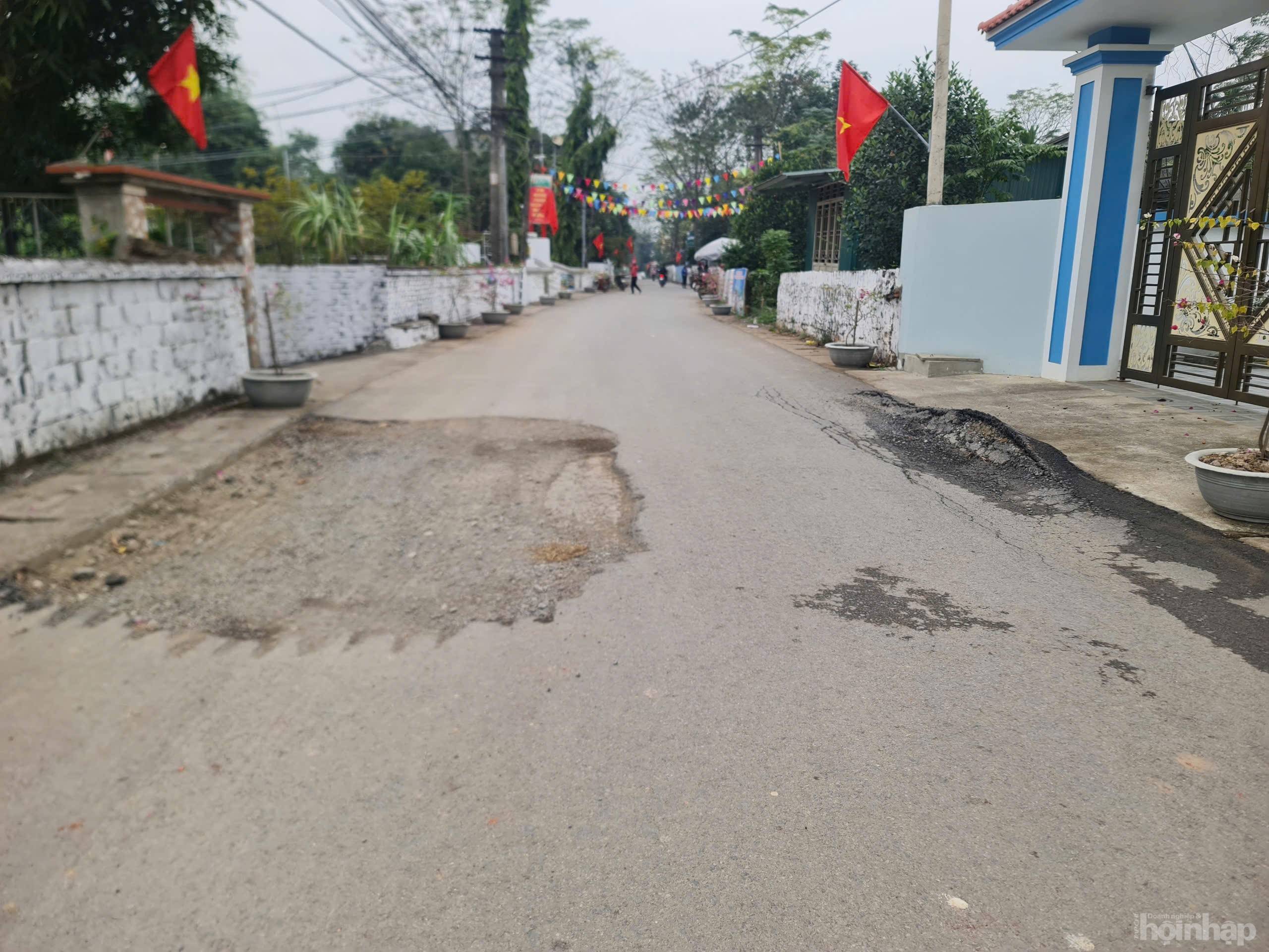 Phú Thọ: Thay thế nhà thầu thi công chậm tiến độ tại dự án làm đường hơn 14 tỷ đồng ở Tam Nông