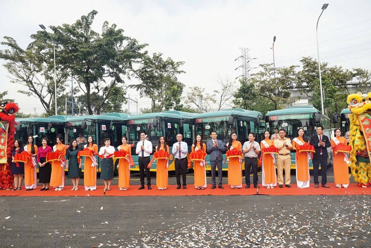 chính thức khai trương 17 tuyến xe buýt kết nối Metro số 1 có trợ giá hoạt động trên trên địa bàn TP. Hồ Chí Minh