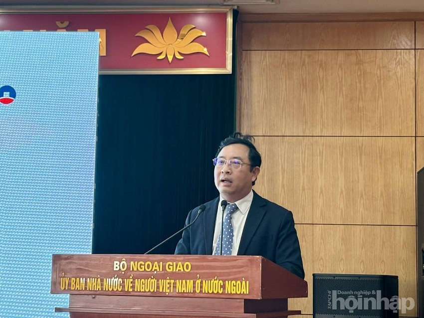 Ông Nguyễn Mạnh Đông, Phó Chủ nhiệm Uỷ ban Nhà nước về người Việt Nam ở nước ngoài 