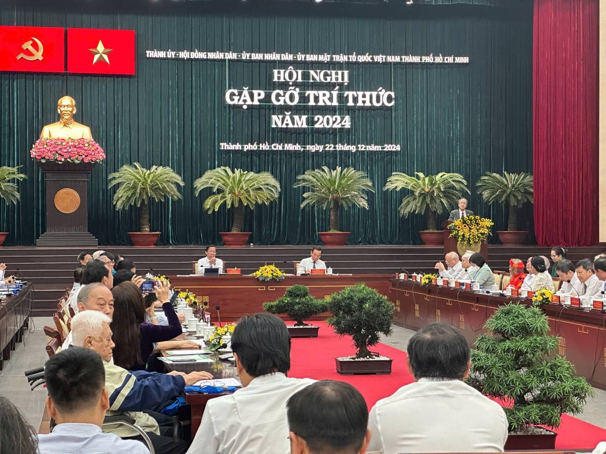 Hội nghị gặp gỡ trí thức năm 2024 do Thành ủy - HĐND - UBND - Ủy ban MTTQ Việt Nam TP. Hồ Chí Minh tổ chức