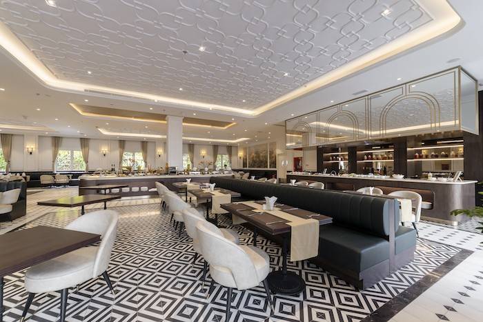 Một góc Xuân Châu Âu ở Đà Lạt: Đón Tết Nguyên Đán tại Golden Imperial Hotel