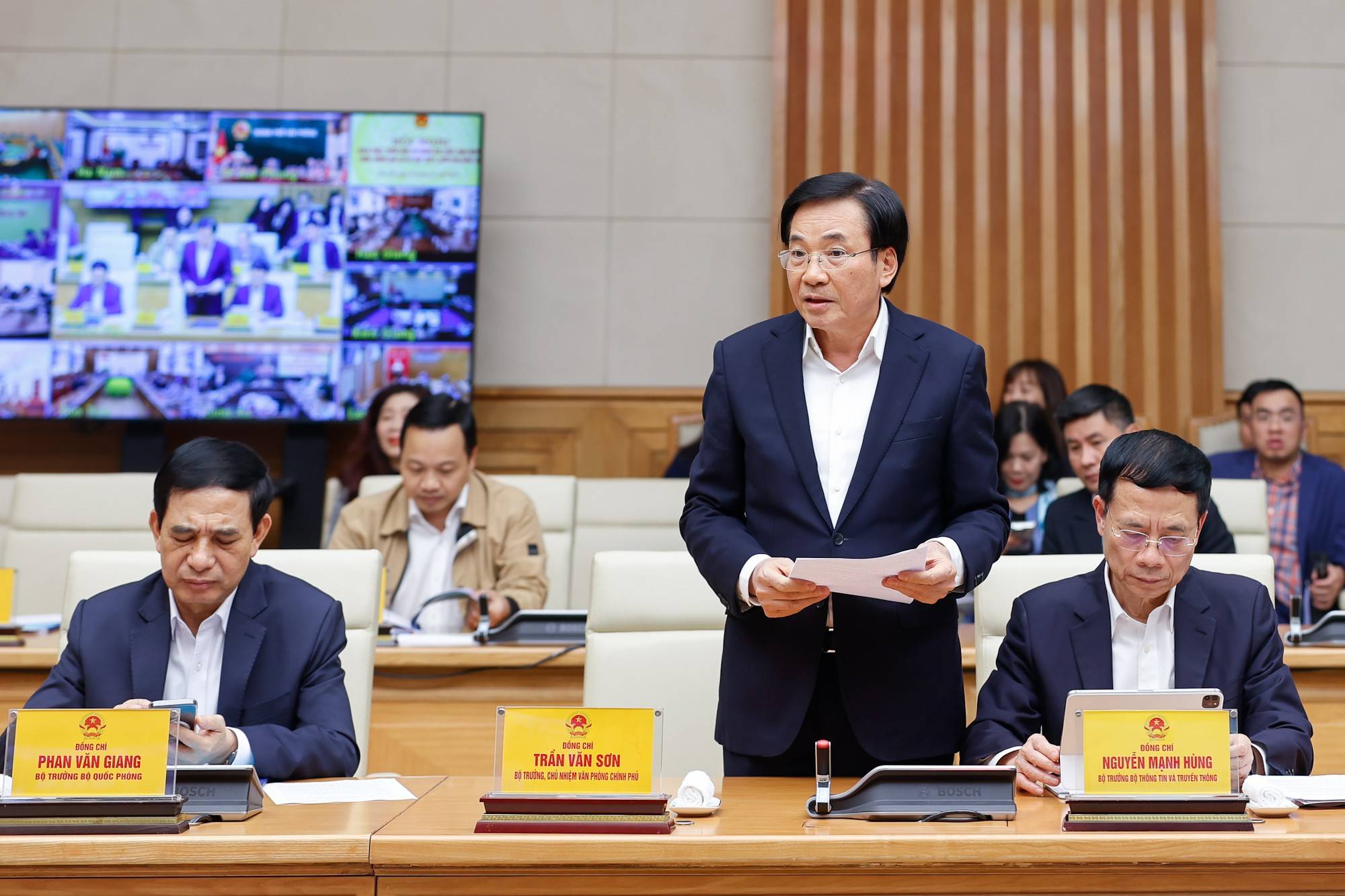 Thủ tướng: Cương quyết xóa bỏ cơ chế xin cho, loại bỏ các quy định cản trở phát triển