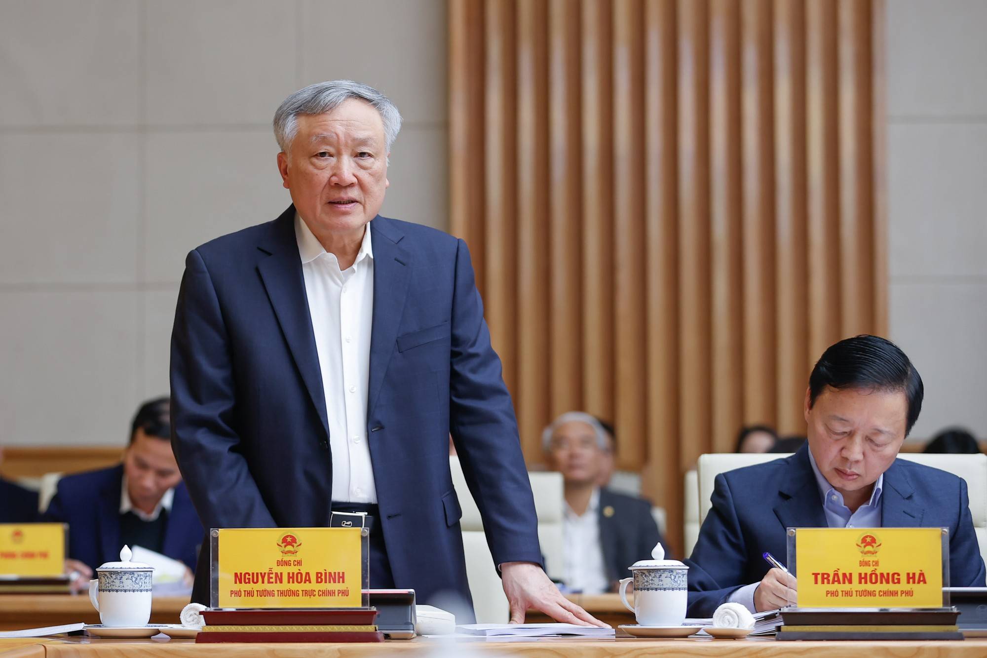 Thủ tướng: Cương quyết xóa bỏ cơ chế xin cho, loại bỏ các quy định cản trở phát triển