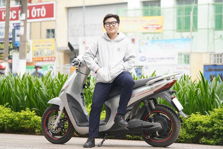 Đổi từ xe xăng sang xe điện, chủ xe tạm biệt cảnh đổ xăng xếp hàng Đổi từ xe xăng sang xe điện, chủ xe tạm biệt cảnh đổ xăng xếp hàng