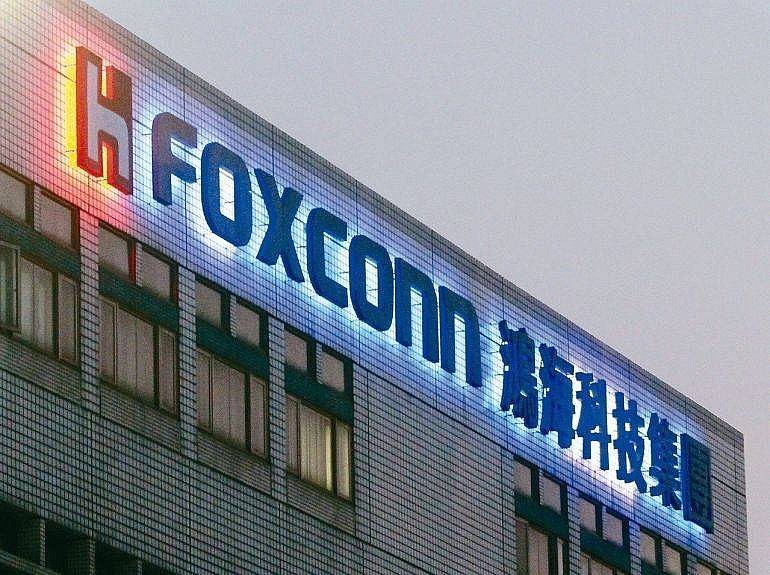 Foxconn đang dành sự quan tâm sang các lĩnh vực mới như xe điện, chất bán dẫn và robot