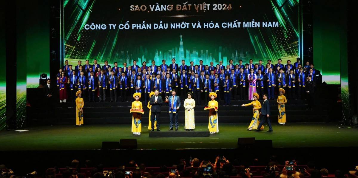Tổng Giám đốc Nguyễn Minh Tâm tại lễ vinh danh Sao Vàng Đất Việt 2024