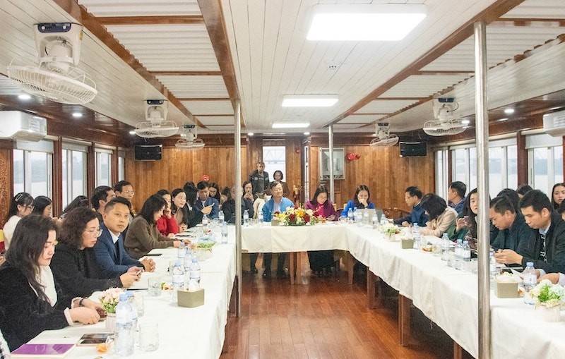 Kết thúc hành trình khảo sát thực tế, Sở KH&CN Nghệ An đã tổ chức Toạ đàm để đánh giá về tiềm năng du lịch sinh thái ven sông Lam