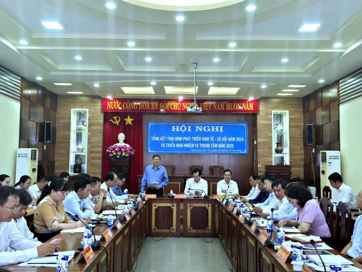 Bến Tre: Tập trung 6 nhiệm vụ trọng tâm để phát triển kinh tế - xã hội trong năm 2025 Bến Tre: Tập trung 6 nhiệm vụ trọng tâm để phát triển kinh tế - xã hội trong năm 2025