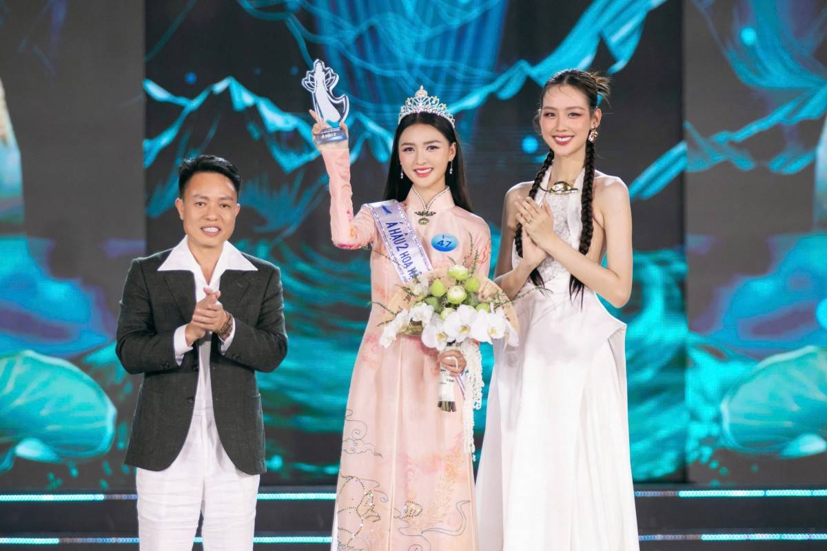 Á hậu 2 Nguyễn Thị Cẩm Ly