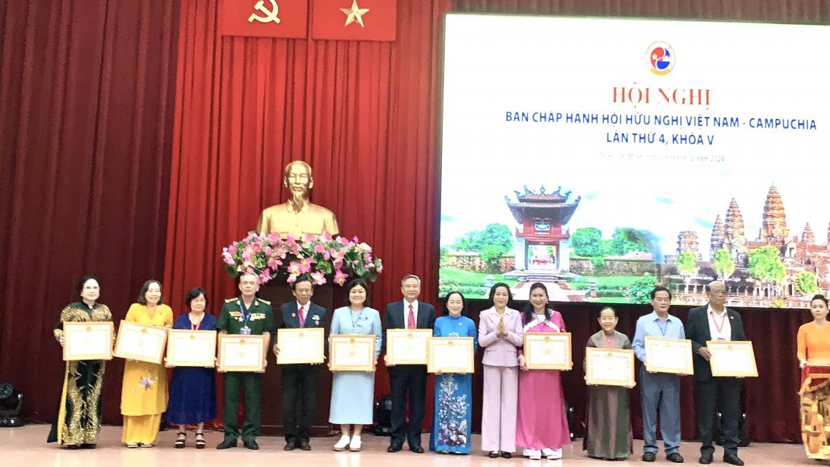 Hội nghị BCH Hội Hữu nghị Việt Nam - Campuchia: gắn kết và thúc đẩy tình đoàn kết giữa hai dân tộc