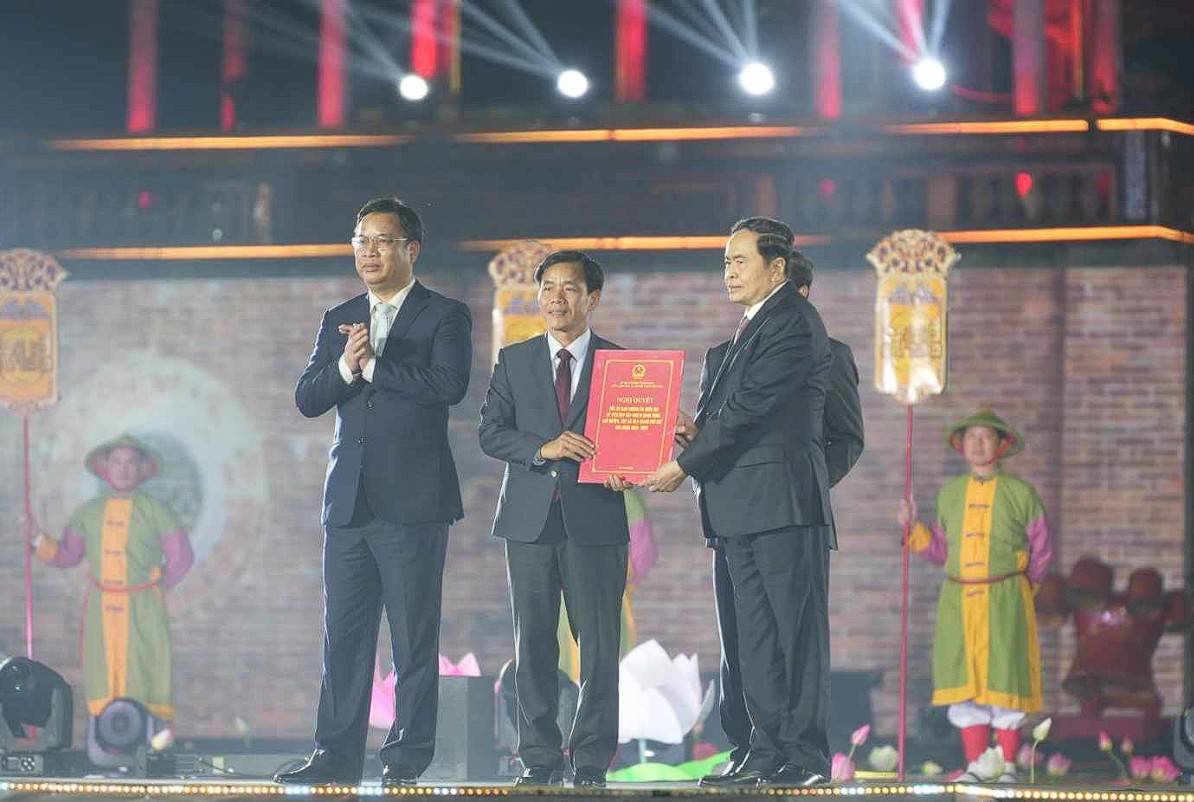 Bước ngoặt lịch sử và kỳ vọng phát triển khi Huế trở thành thành phố trực thuộc Trung ương Bước ngoặt lịch sử và kỳ vọng phát triển khi Huế trở thành thành phố trực thuộc Trung ương