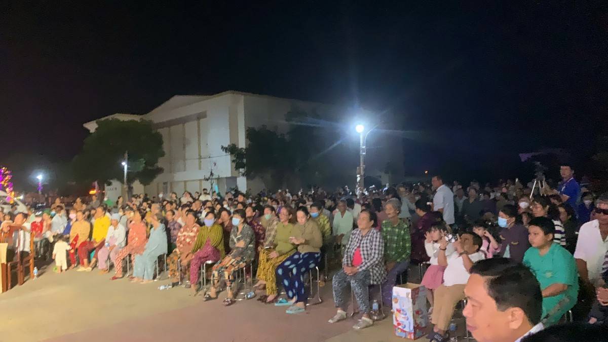 Tấm lòng nhân ái và nghĩa tình từ Tập đoàn Quốc tế Phượng Hoàng tại Gò Công Đông