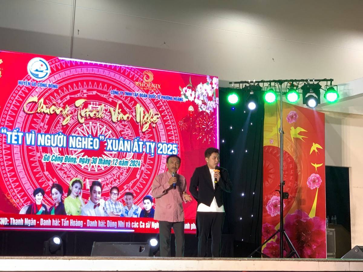 Tấm lòng nhân ái và nghĩa tình từ Tập đoàn Quốc tế Phượng Hoàng tại Gò Công Đông