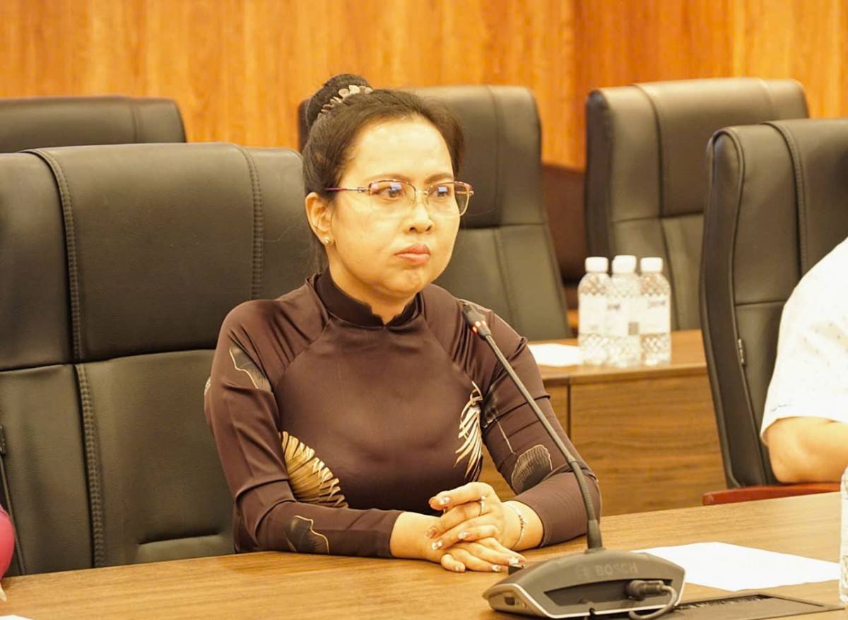 Đại diện gia đình TS.Võ Tá Hân - bà Lê Thị Mỹ Châu đã gửi lời chúc mừng năm mới 2025 đến trường Đại học Bách Khoa TP. HCM