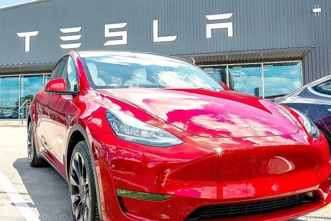 Tesla dẫn đầu về số lượng xe bị triệu hồi năm 2024