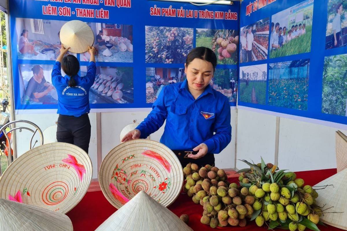 Xây dựng, quản lý và phát triển nhãn hiệu chứng nhận Vải lai U trứng Kim Bảng