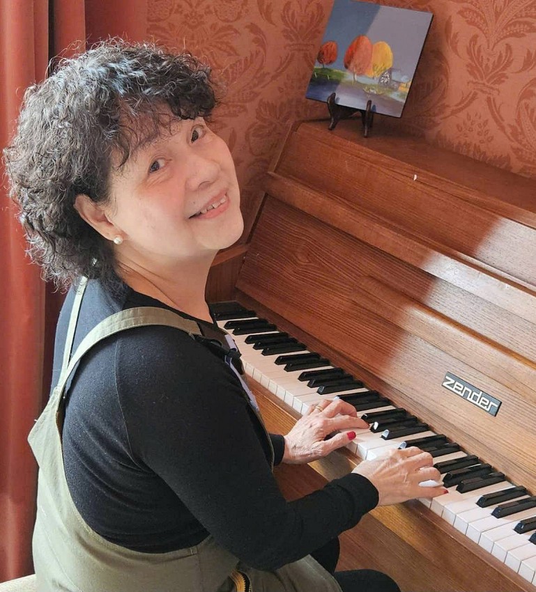 Ca sĩ Phạm Thu Hà: Nghệ thuật mang lại sự bình an trong tâm hồn