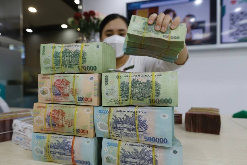 Vì sao các ngân hàng “đua nhau” tăng vốn điều lệ ? Vì sao các ngân hàng “đua nhau” tăng vốn điều lệ ?