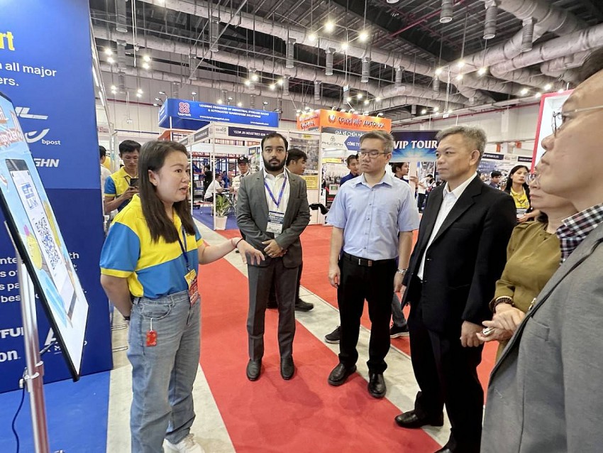 Bình Dương tạo thuận lợi cho doanh nghiệp ngay từ đầu năm 2025 Bình Dương tạo thuận lợi cho doanh nghiệp ngay từ đầu năm 2025