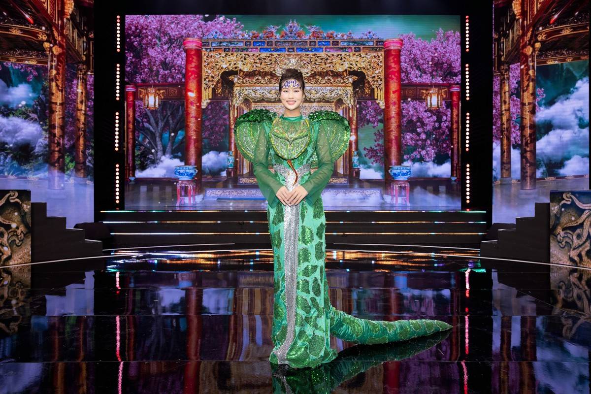 Hoa hậu Đoàn Thiên Ân